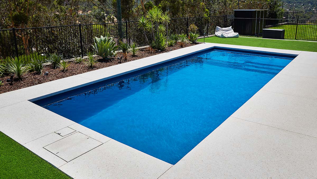 sunseeker-10.2m-4.4m-royal-jade-shimmer-kelmscott-galleryimage-3