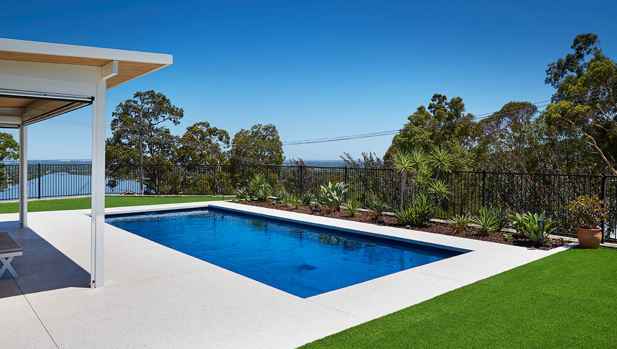 sunseeker-10.2m-4.4m-royal-jade-shimmer-kelmscott-galleryimage-7