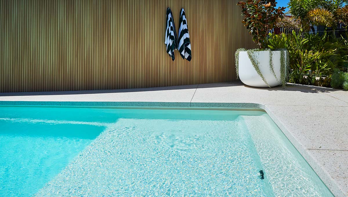 sunseeker-slimline-7.2m-3.5m-beach-shimmer-oconnor-galleryimage-8-1